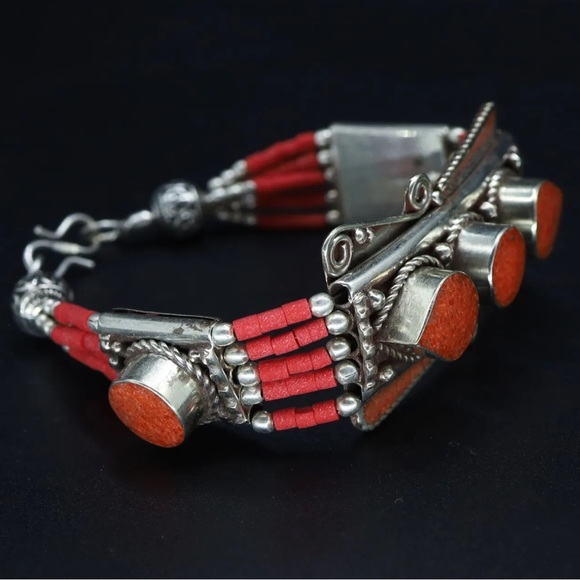 Tibetan silver gemstone ethnic bracelets - Picture 10 of 15